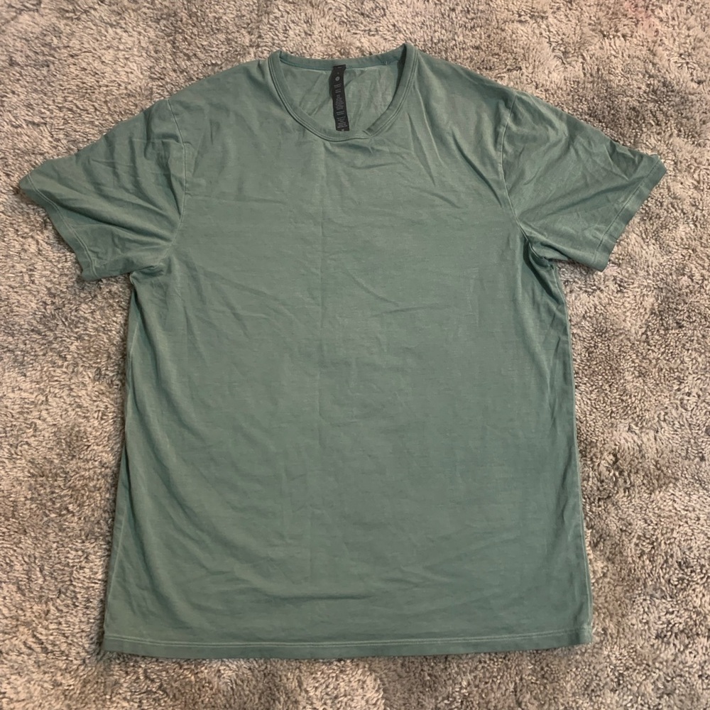 Lululemon  Men's Mint Green Short Sleeve Shirt